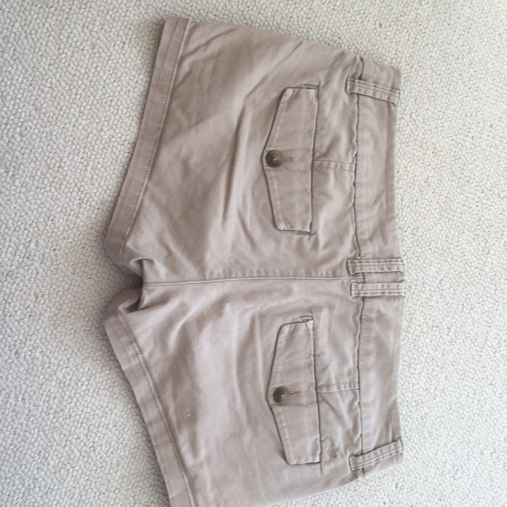 Shorts - Picture 3 of 3